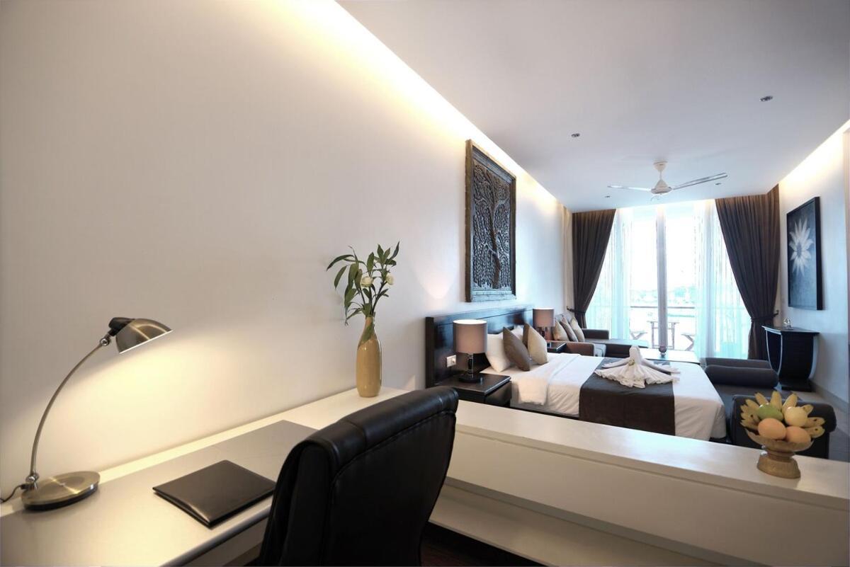 Blue Crystal Boutique Hotel Phnom Penh Exterior foto
